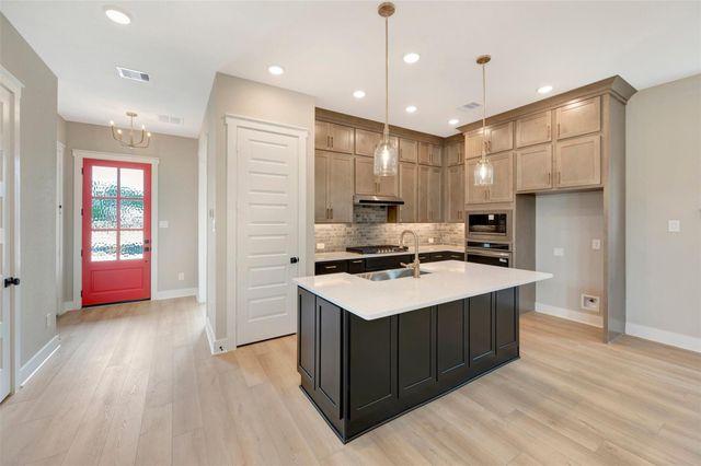 11350 Bellville Drive, Montgomery, TX 77316