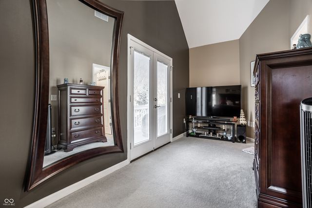 2245 N Alabama Street, Indianapolis, IN 46205