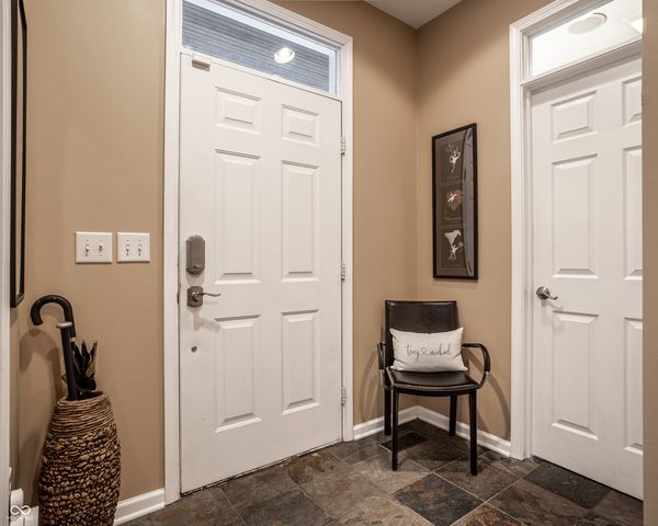 2245 N Alabama Street, Indianapolis, IN 46205