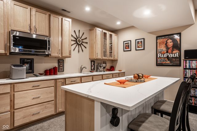 2245 N Alabama Street, Indianapolis, IN 46205