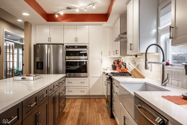 2245 N Alabama Street, Indianapolis, IN 46205