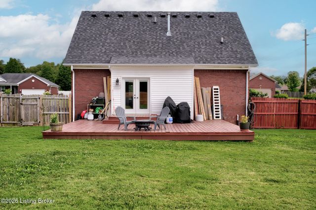 198 Spencer Ln, Mt Washington, KY 40047
