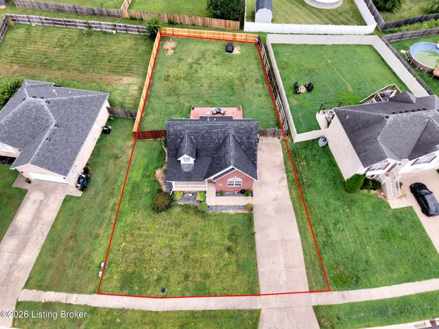 198 Spencer Ln, Mt Washington, KY 40047