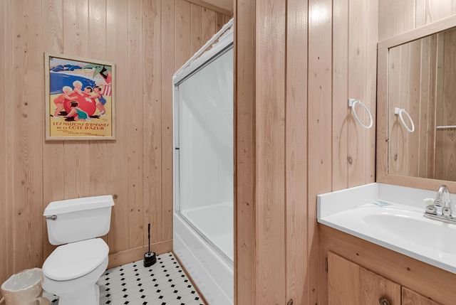 290 B Atlantic Ave., Pawleys Island, SC 29585