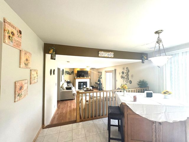 683 Primrose Lane, Matteson, IL 60443