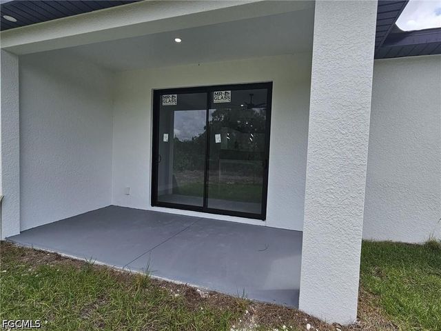 388 Bell BLVD S, Lehigh Acres, FL 33974