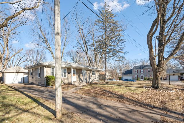 3323 25 Avenue, Rock Island, IL 61201