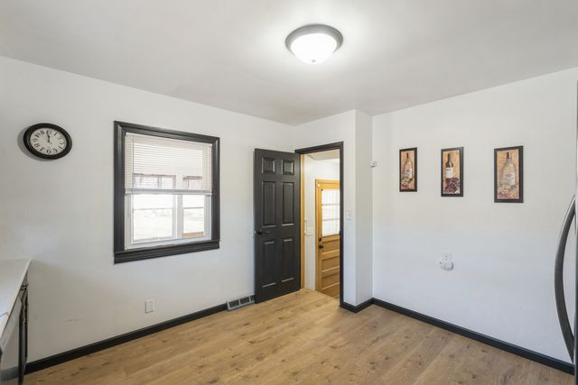 3323 25 Avenue, Rock Island, IL 61201