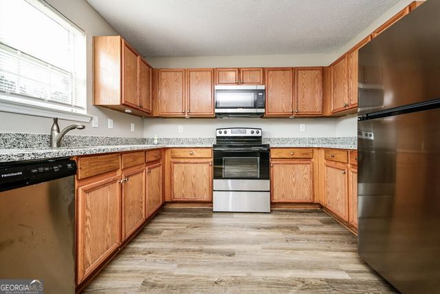 1119 Saint Phillips Court, Locust Grove, GA 30248