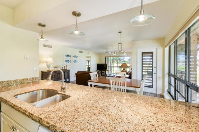 326 Brackenwood Circle, Palm Beach Gardens, FL 33418