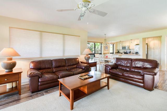 326 Brackenwood Circle, Palm Beach Gardens, FL 33418