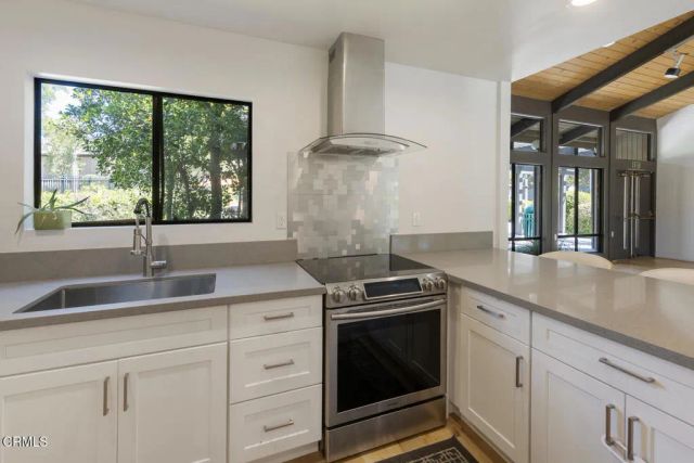243 Rosemont Avenue, Pasadena, CA 91103