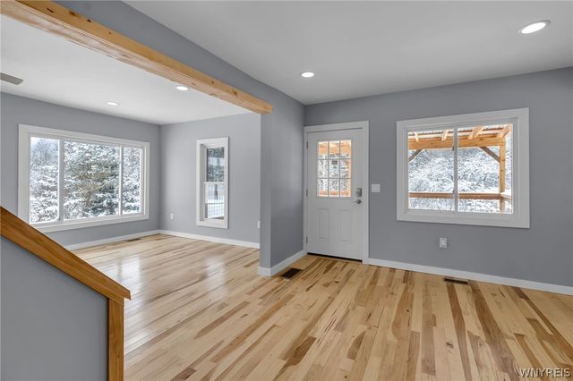 4282 Gun Barrel Road, Yorkshire, NY 14042