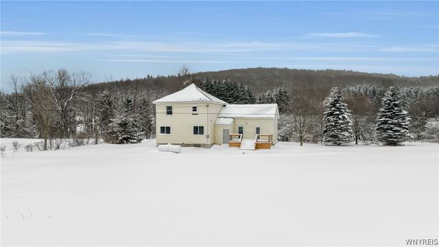 4282 Gun Barrel Road, Yorkshire, NY 14042