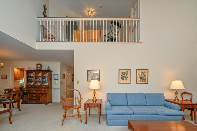 63 Peninsula Drive, Stratham, NH 03885