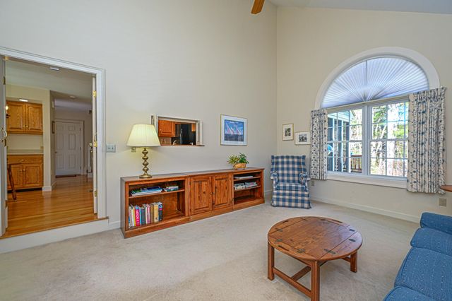 63 Peninsula Drive, Stratham, NH 03885