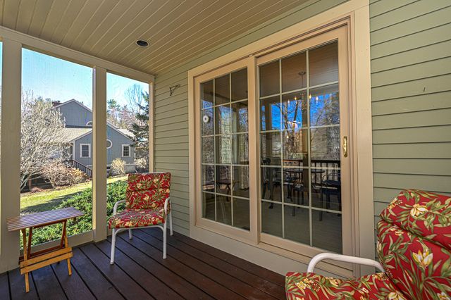 63 Peninsula Drive, Stratham, NH 03885