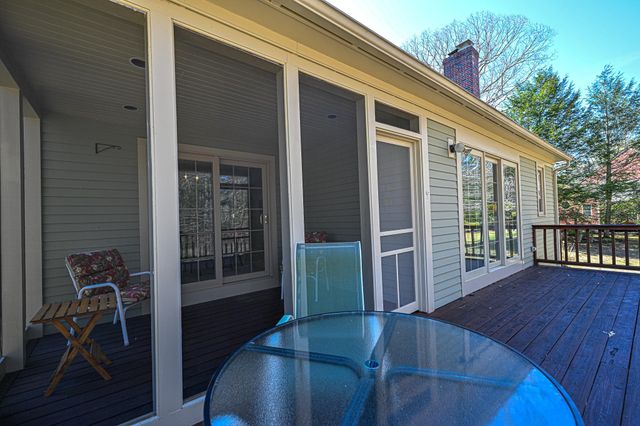 63 Peninsula Drive, Stratham, NH 03885