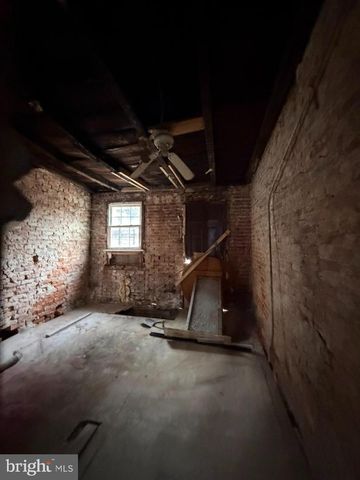 1604 LEMMON ST, Baltimore, MD 21223