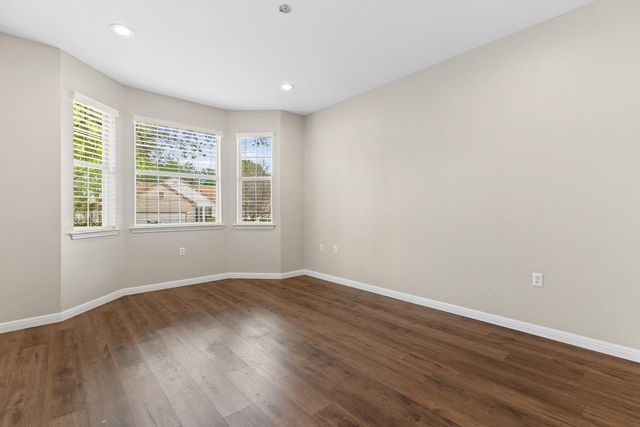 120 Ruellia DR, Georgetown, TX 78633