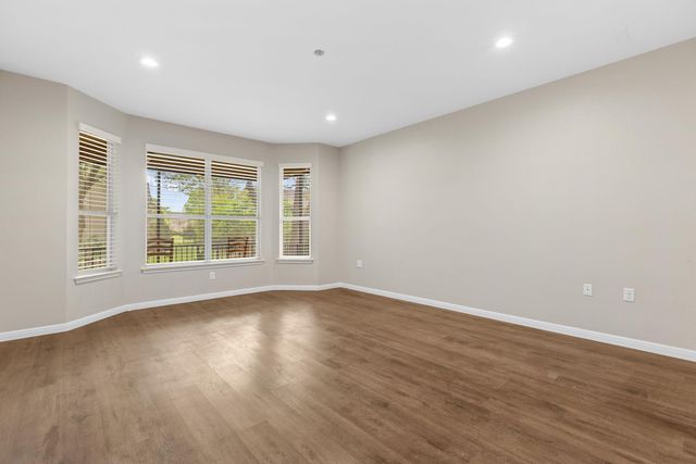 120 Ruellia DR, Georgetown, TX 78633