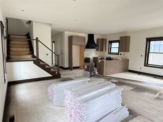235 E Livingston Avenue, Des Moines, IA 50315