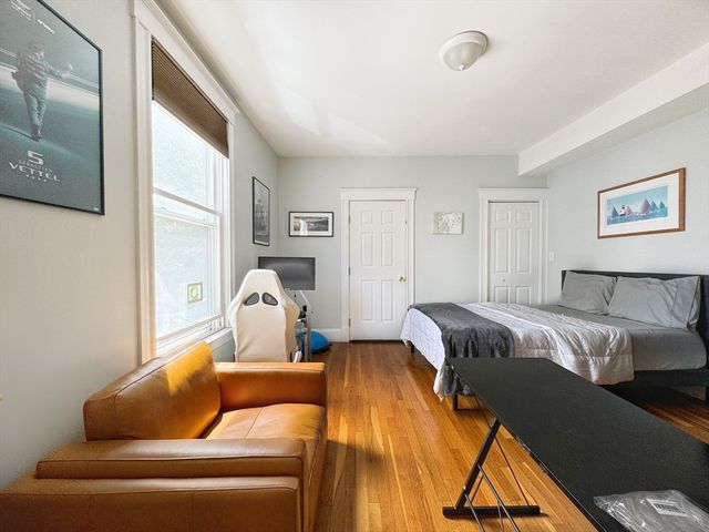 176 Dorchester 2, Boston, MA 02127