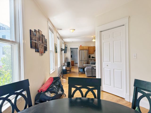 176 Dorchester 2, Boston, MA 02127