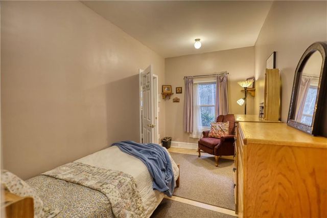 625 W LAKE Drive, Oxford, GA 30054