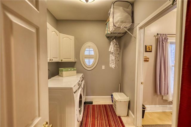 625 W LAKE Drive, Oxford, GA 30054