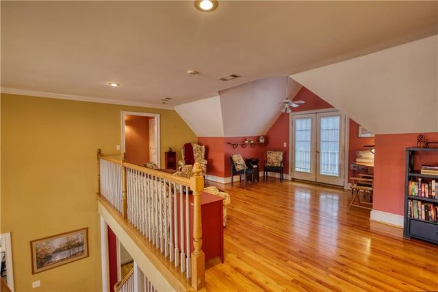 625 W LAKE Drive, Oxford, GA 30054