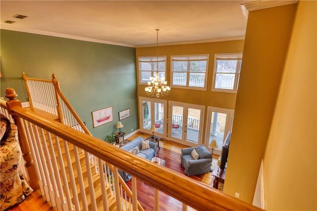 625 W LAKE Drive, Oxford, GA 30054