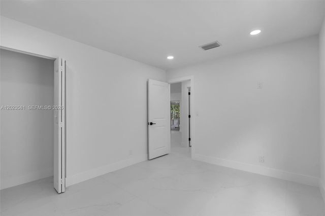 2828 NW 95th Ave, Coral Springs, FL 33065