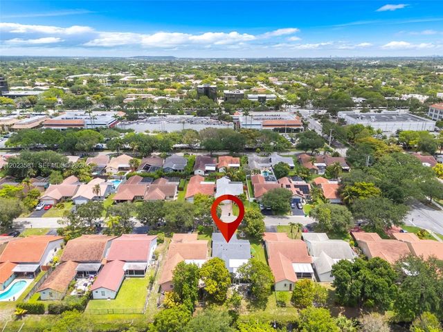 2828 NW 95th Ave, Coral Springs, FL 33065
