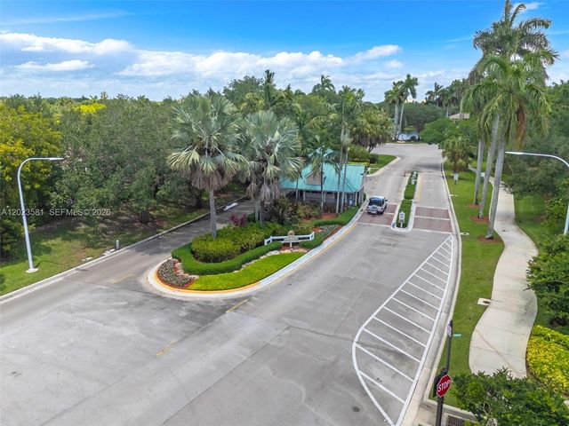 2828 NW 95th Ave, Coral Springs, FL 33065