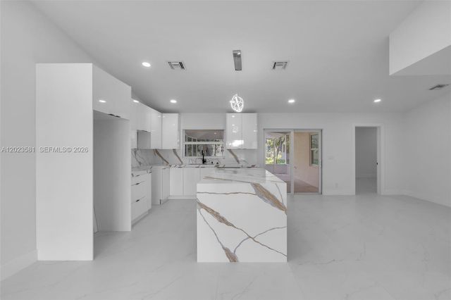 2828 NW 95th Ave, Coral Springs, FL 33065