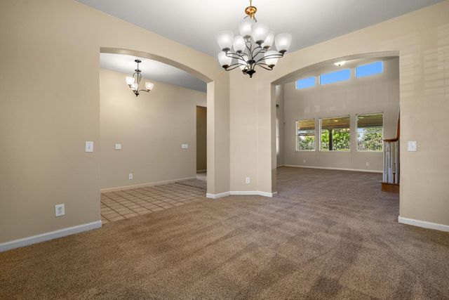 4201 Encore Ln, Modesto, CA 95357