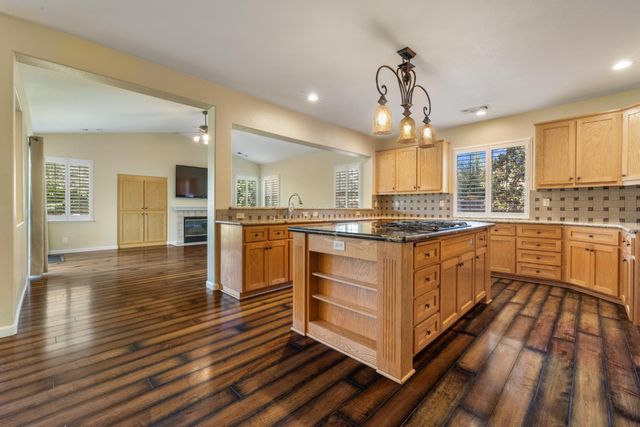4201 Encore Ln, Modesto, CA 95357