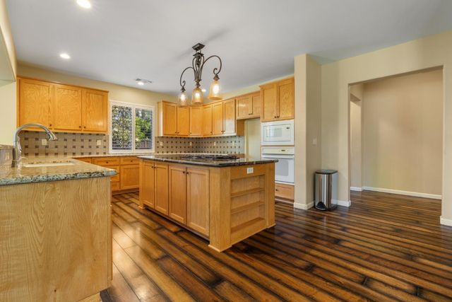 4201 Encore Ln, Modesto, CA 95357