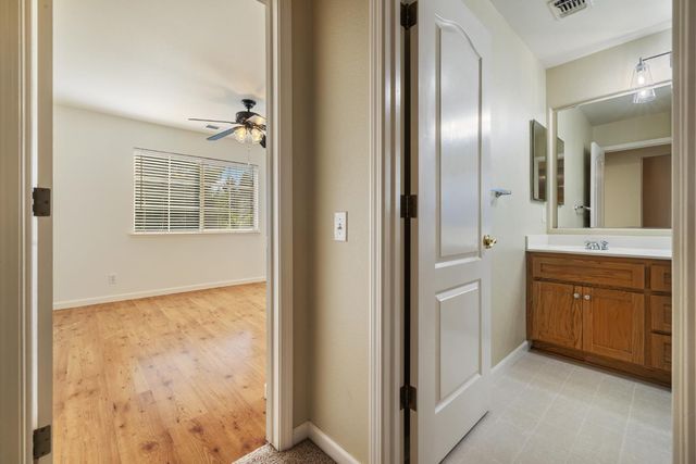 4201 Encore Ln, Modesto, CA 95357