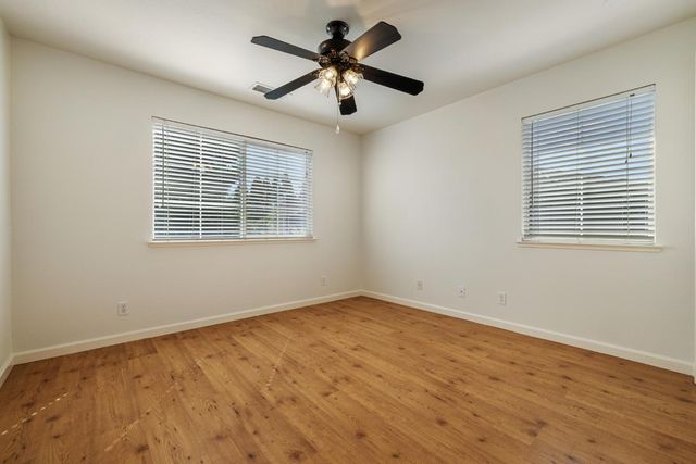4201 Encore Ln, Modesto, CA 95357