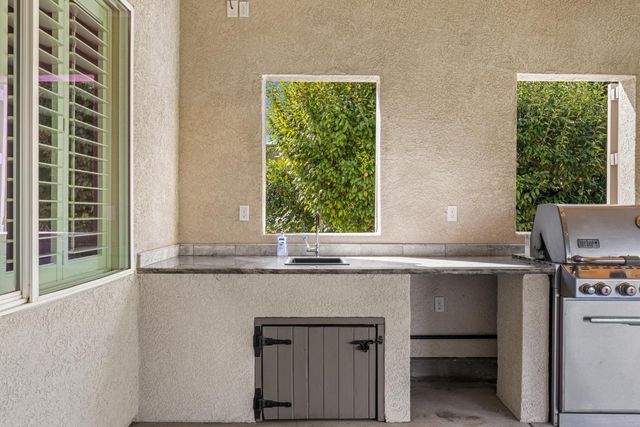 4201 Encore Ln, Modesto, CA 95357