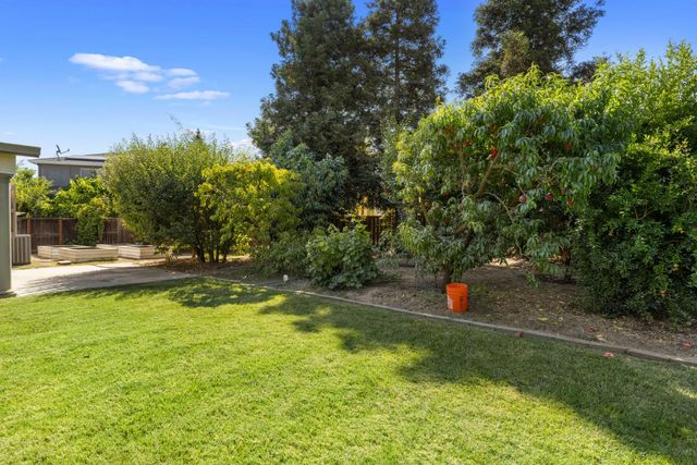 4201 Encore Ln, Modesto, CA 95357