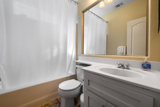 4201 Encore Ln, Modesto, CA 95357