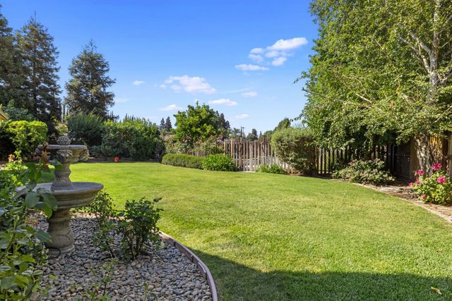 4201 Encore Ln, Modesto, CA 95357