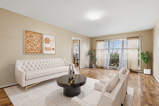 15009 Meadow Lane, Dolton, IL 60419