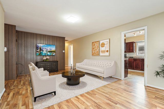 15009 Meadow Lane, Dolton, IL 60419