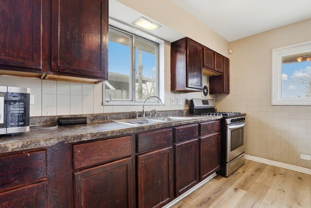 15009 Meadow Lane, Dolton, IL 60419