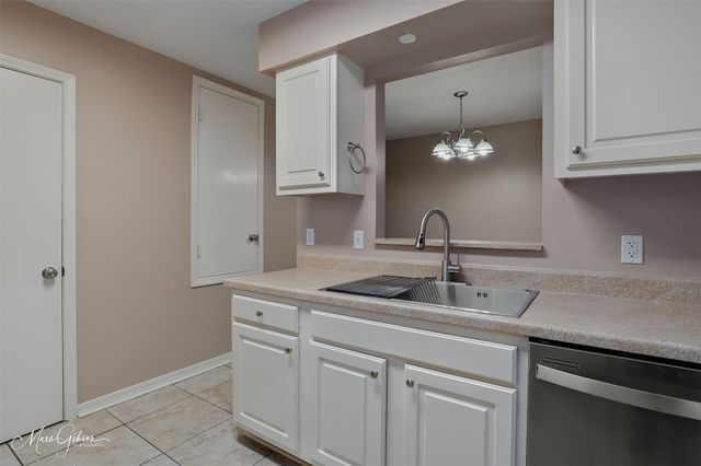 5705 E Texas Street 80, Bossier City, LA 71111