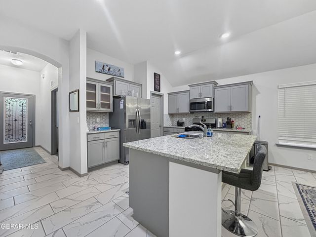 1189 Indigo Sky Street, El Paso, TX 79928